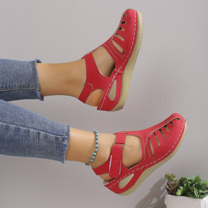 Amelia – Comfort Sandals with a Gentle Lift