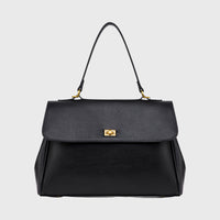 Ciara Essential