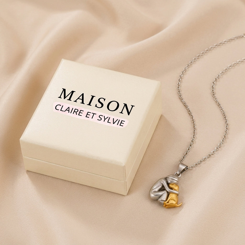 Eternal Embrace Necklace 🐾