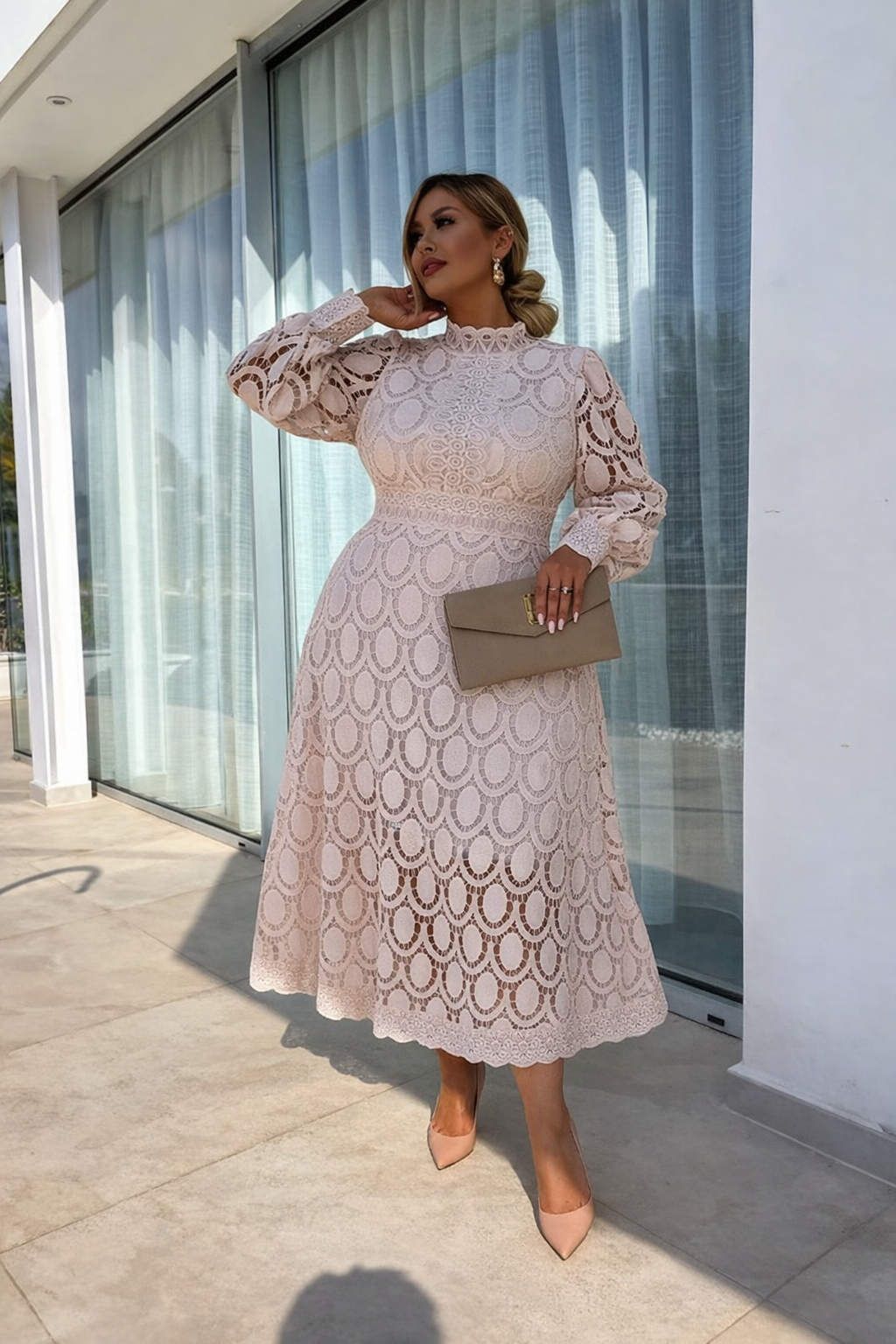 Liza - Romantic Lace Dress