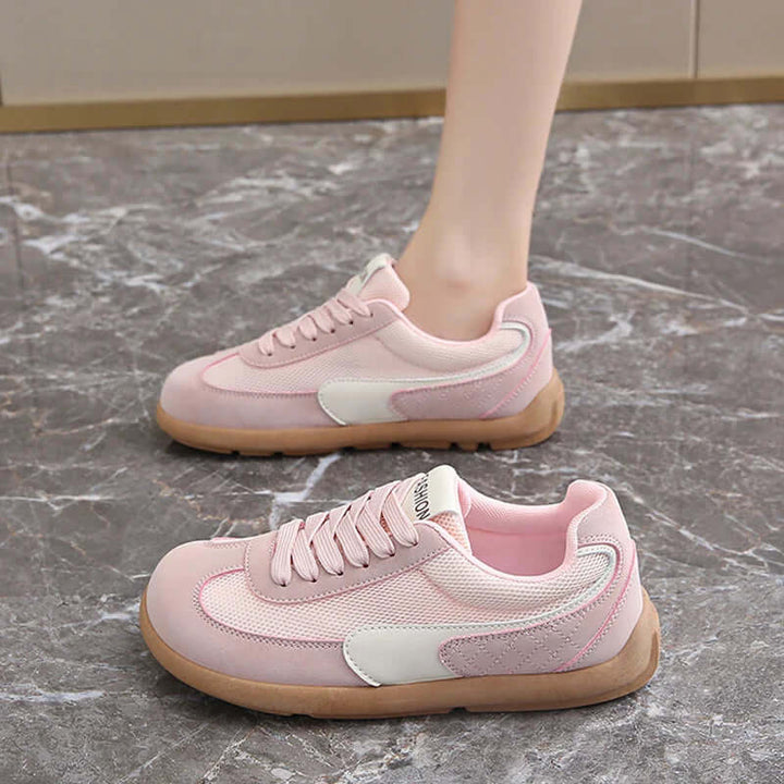 Susan – Shoes with a Wide Toe Cap